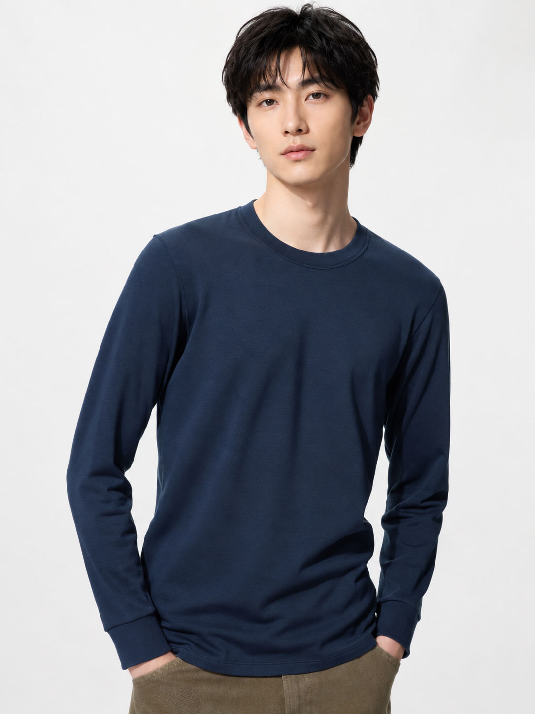 Áo giữ nhiệt nam cổ tròn Uniqlo Heattech Ultra Warm Nhật Bản màu xanh đen 69 NAVY