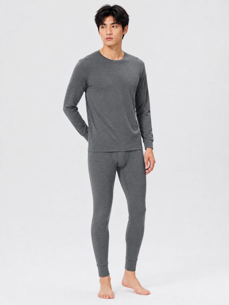 Hình ảnh mẫu mặc Quần giữ nhiệt nam Uniqlo Heattech Ultra Warm Nhật Bản